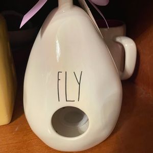 Brand new Rae Dunn fly birdhouse